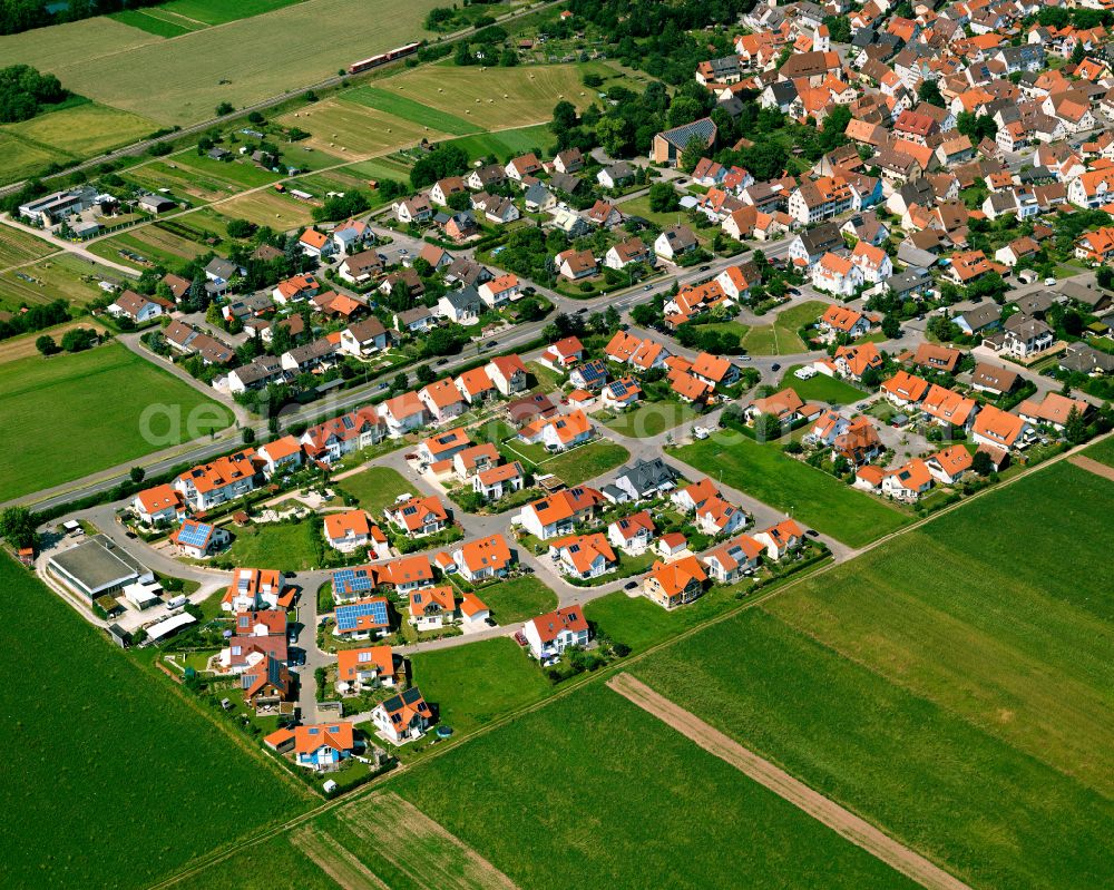 Kiebingen from the bird's eye view: Single-family residential area of settlement in Kiebingen in the state Baden-Wuerttemberg, Germany