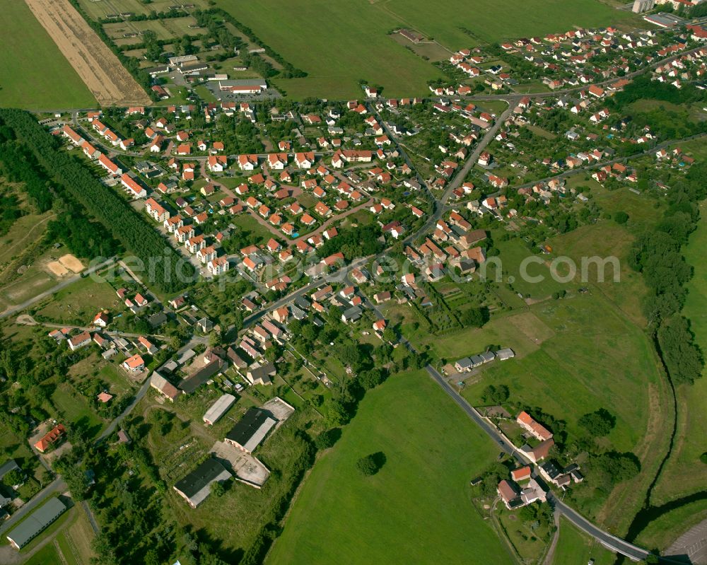 Aerial image Kleinraschütz - Single-family residential area of settlement in Kleinraschütz in the state Saxony, Germany