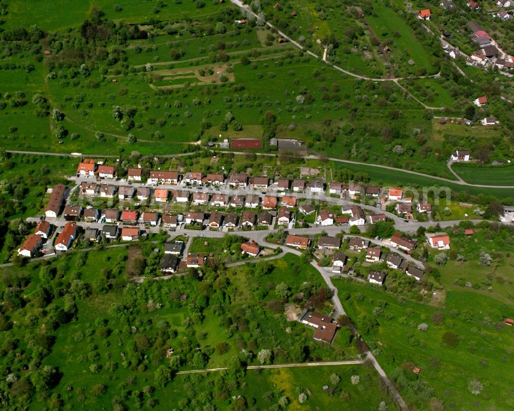 Kuchen from above - Single-family residential area of settlement in Kuchen in the state Baden-Wuerttemberg, Germany