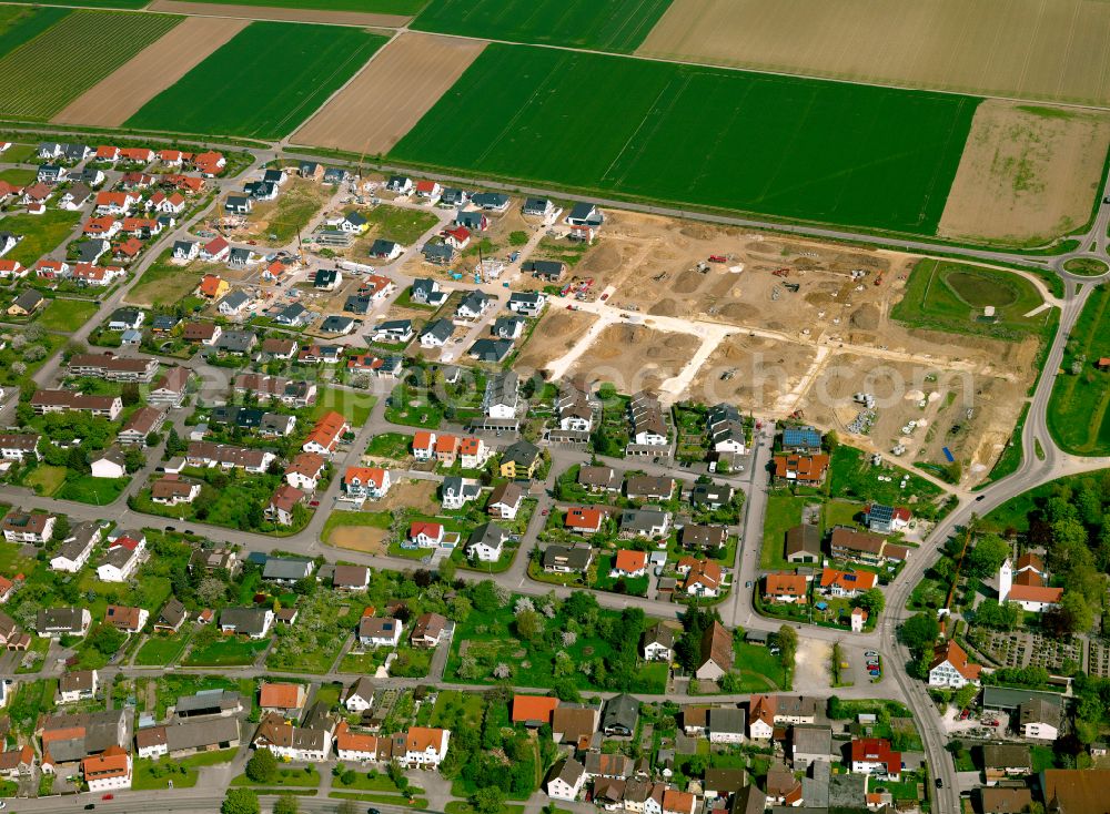 Langenau from the bird's eye view: Single-family residential area of settlement in Langenau in the state Baden-Wuerttemberg, Germany