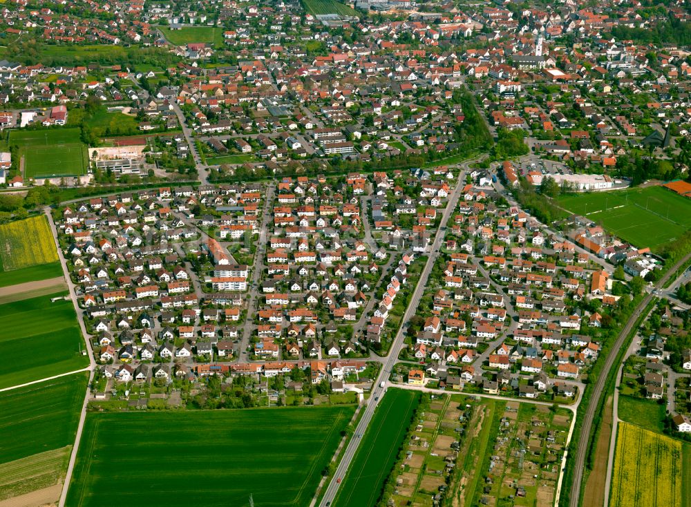 Aerial image Langenau - Single-family residential area of settlement in Langenau in the state Baden-Wuerttemberg, Germany