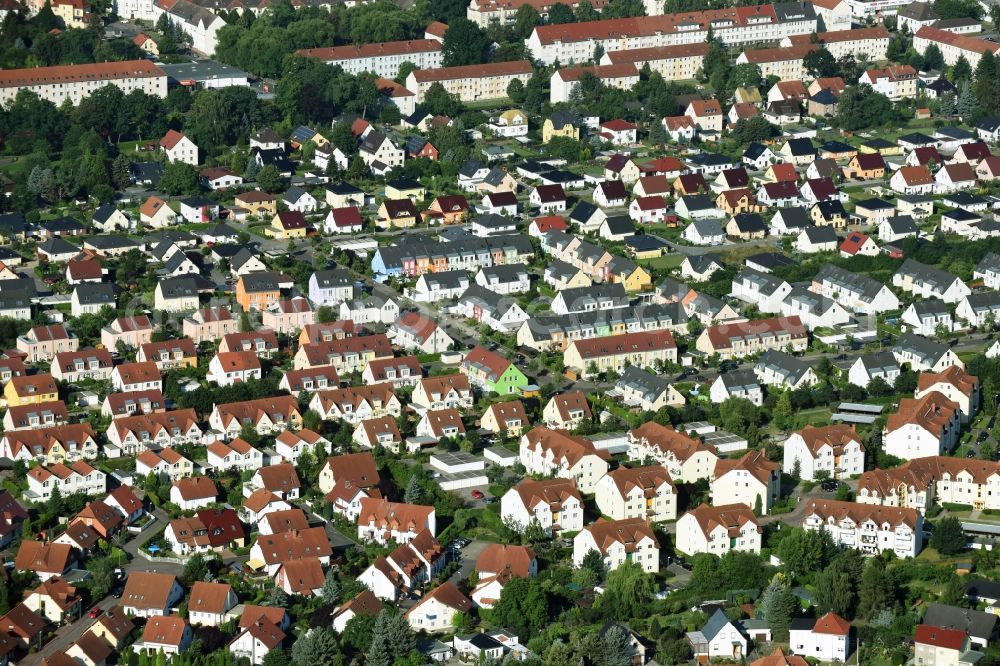 Leipzig from the bird's eye view: Single-family residential area of settlement Jadebogen im Stadtteil Engelsdorf in Leipzig in the state Saxony