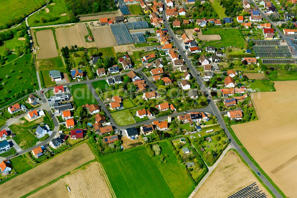 Aerial photograph Mainsondheim - Single-family residential area of settlement in Mainsondheim in the state Bavaria, Germany