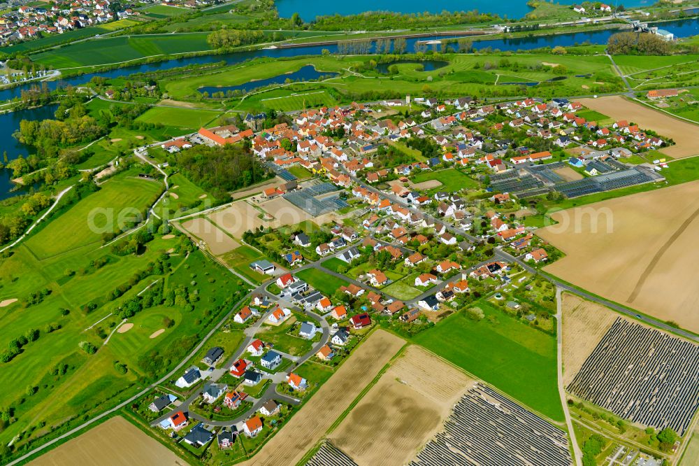 Mainsondheim from the bird's eye view: Single-family residential area of settlement in Mainsondheim in the state Bavaria, Germany