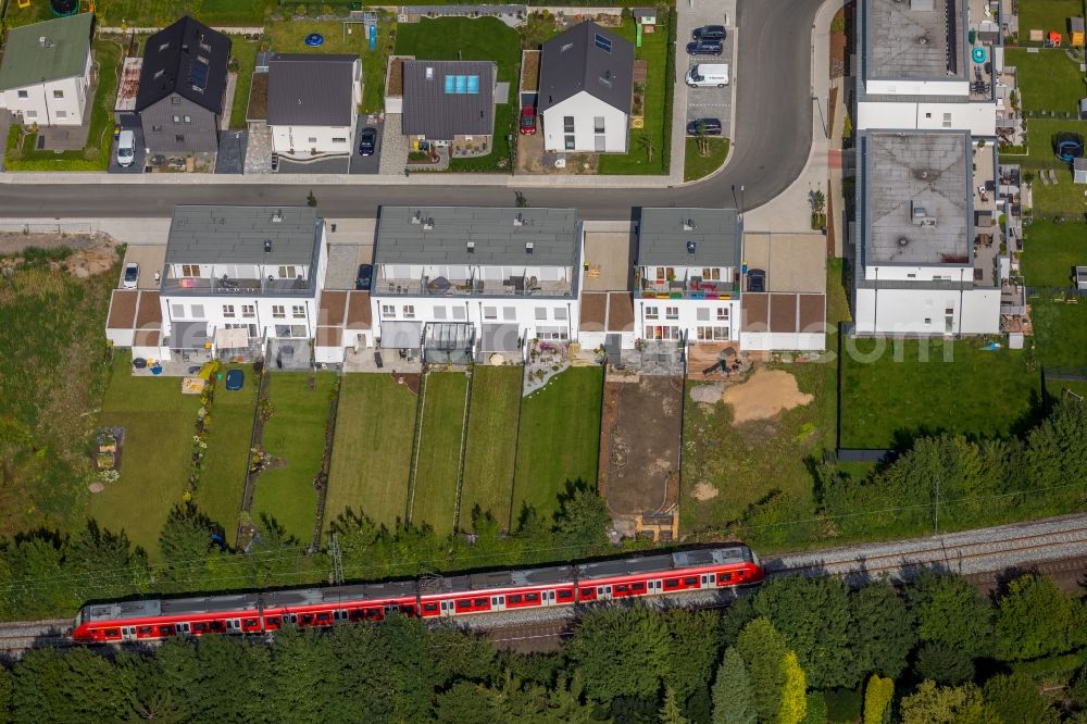 Essen from above - Single-family residential area of settlement on Mariannenbahn in Essen in the state North Rhine-Westphalia, Germany