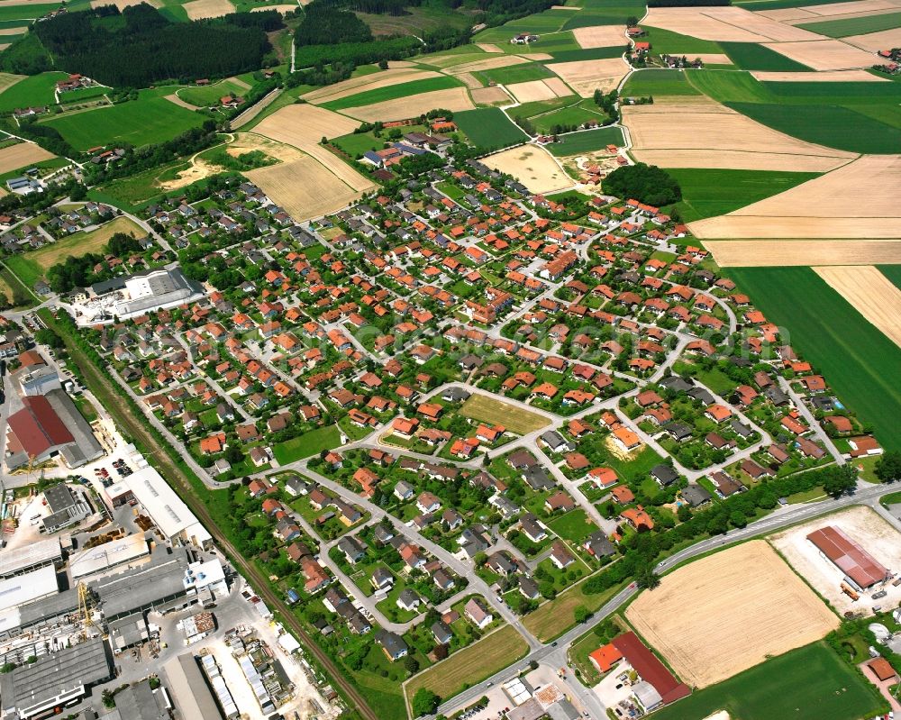 Massing from the bird's eye view: Single-family residential area of settlement in Massing in the state Bavaria, Germany