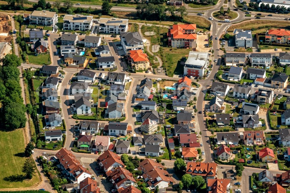 Aerial image Ettenheim - Construction sites for new construction residential area of detached housing estate and Mehrfamilienhaeuser Im Fuerstenfeld in Ettenheim in the state Baden-Wurttemberg, Germany