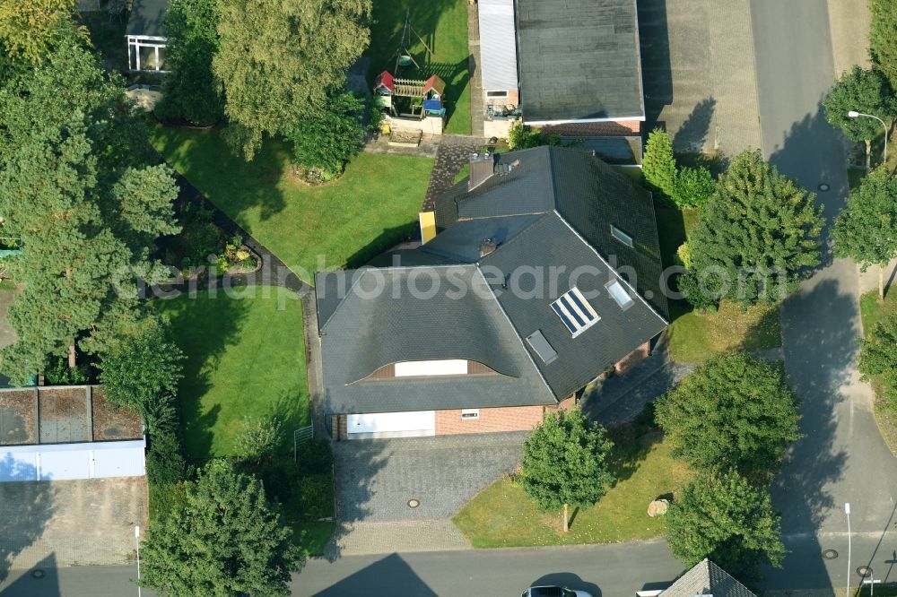 Munster from above - Single-family residential area of settlement An der Raubkammer in Munster in the state Lower Saxony