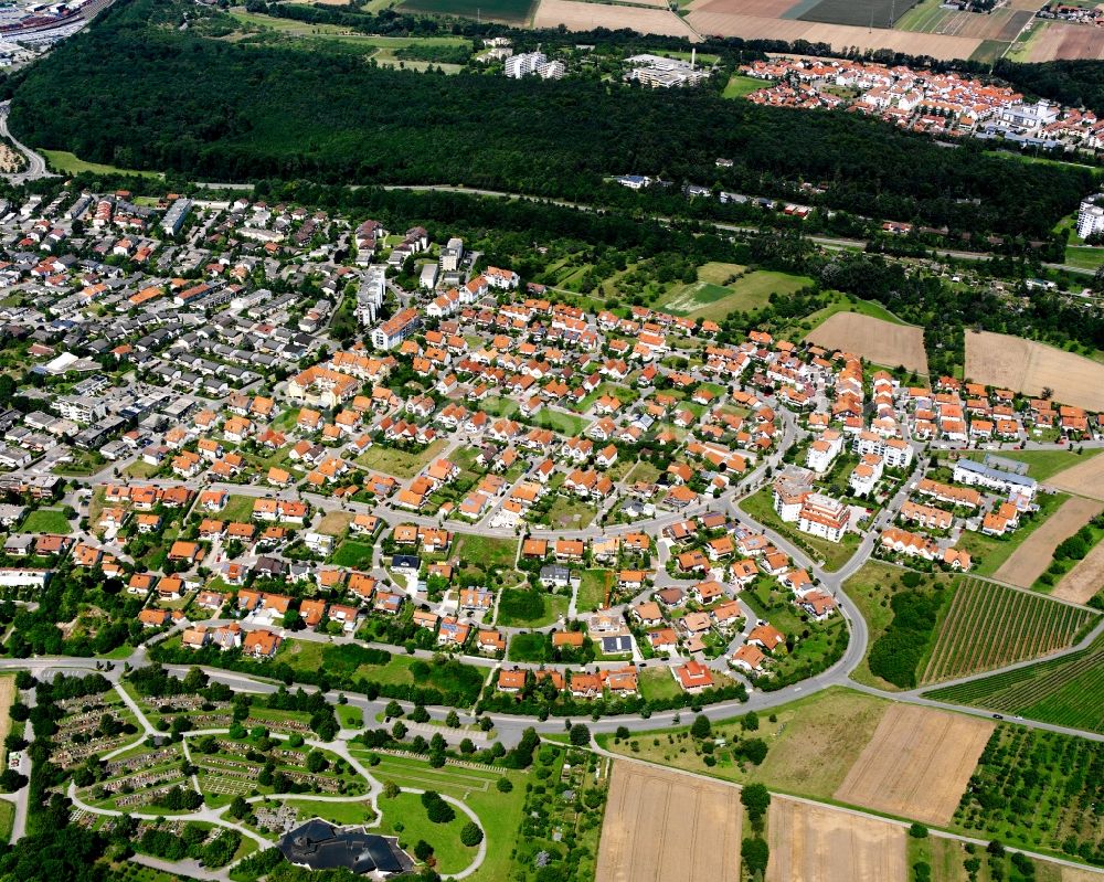 Obereisesheim from above - Single-family residential area of settlement in Obereisesheim in the state Baden-Wuerttemberg, Germany