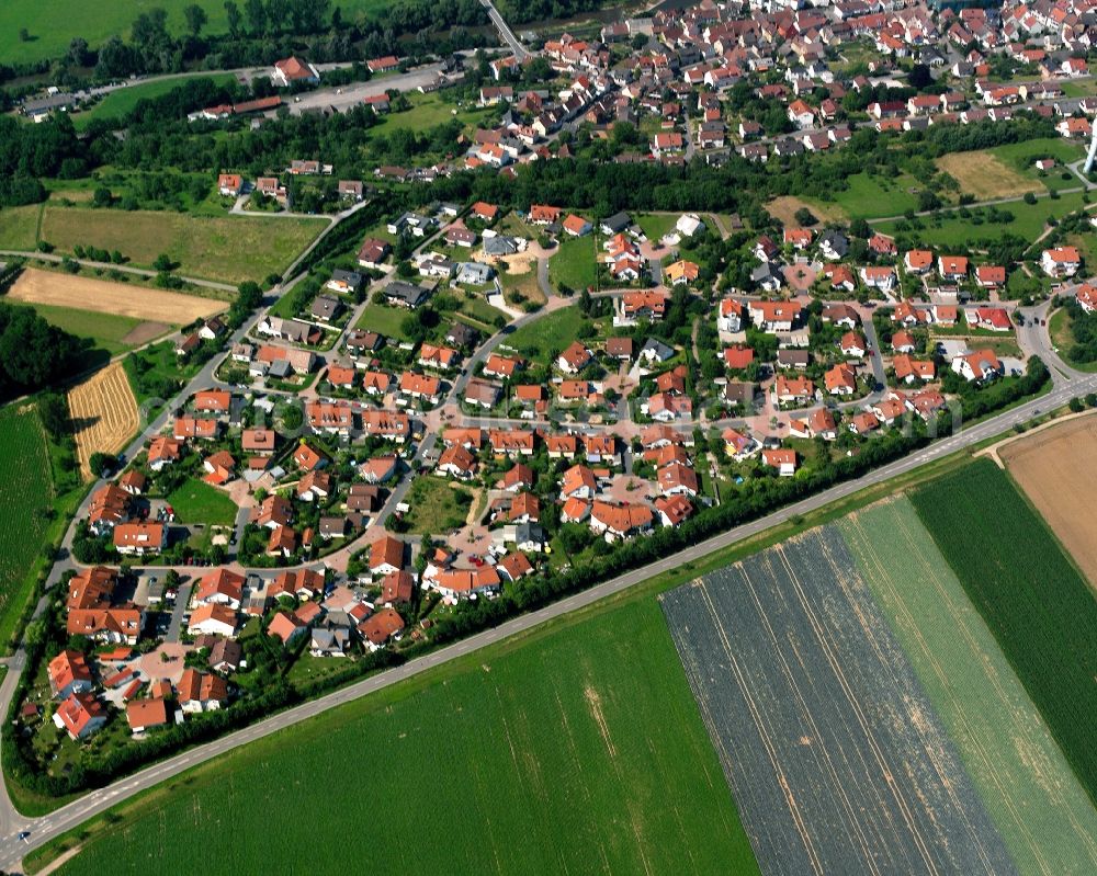Oedheim from above - Single-family residential area of settlement in Oedheim in the state Baden-Wuerttemberg, Germany