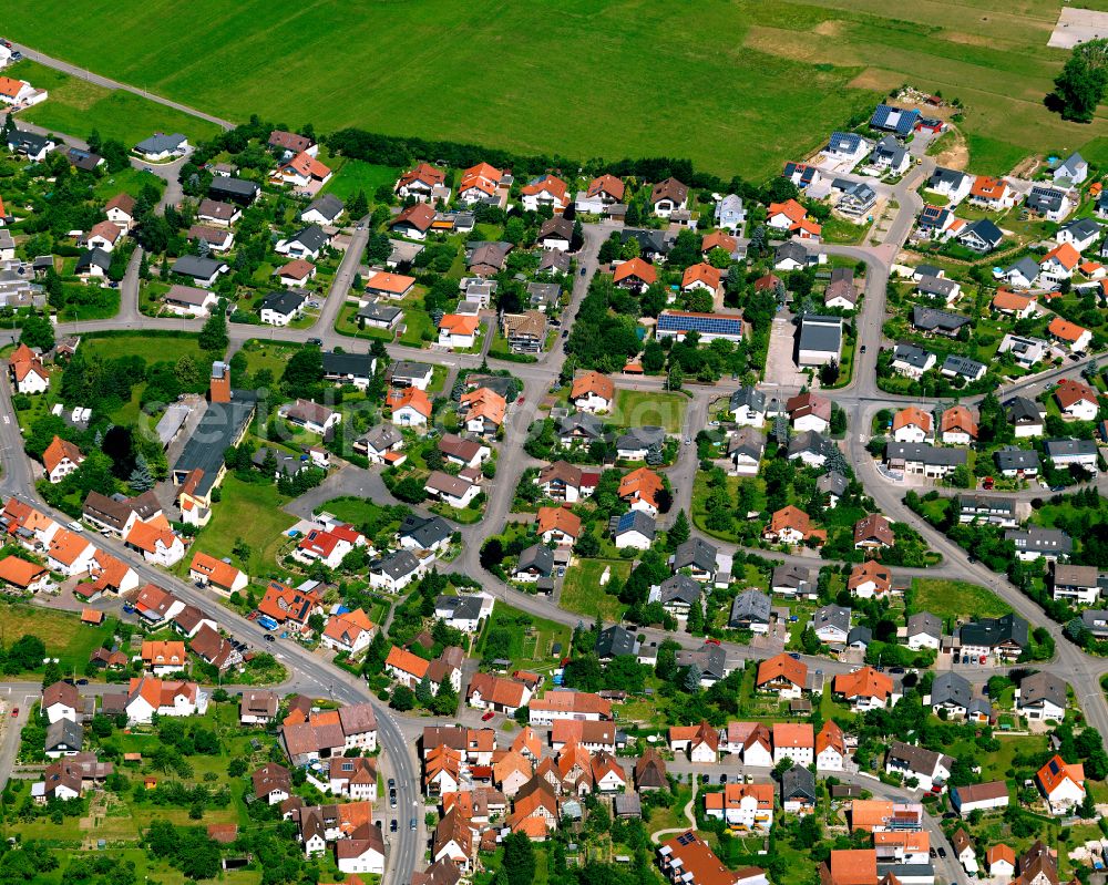 Ofterdingen from the bird's eye view: Single-family residential area of settlement in Ofterdingen in the state Baden-Wuerttemberg, Germany