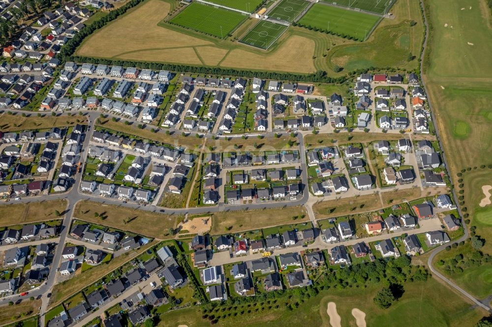 Aerial photograph Dortmund - Single-family residential area of settlement on Heinrich-Czerkus Allee - Hohenbuschei-Allee in the district Brackeler Feld in Dortmund in the state North Rhine-Westphalia, Germany