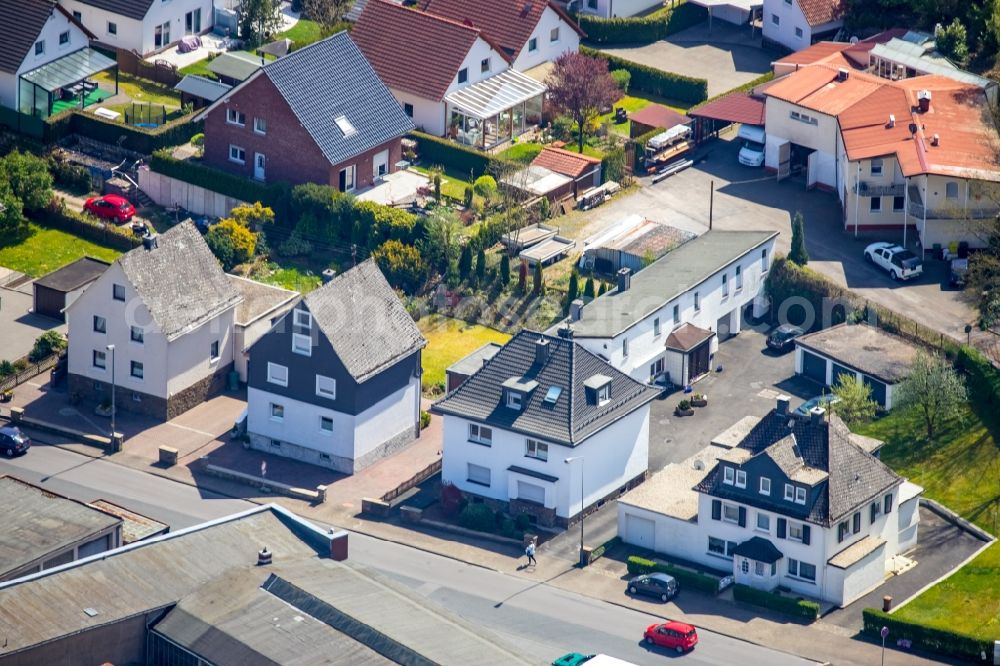 Aerial image Netphen - Single-family residential area of settlement Siegstrasse - Burgstrasse in the district Dreis-Tiefenbach in Netphen in the state North Rhine-Westphalia, Germany