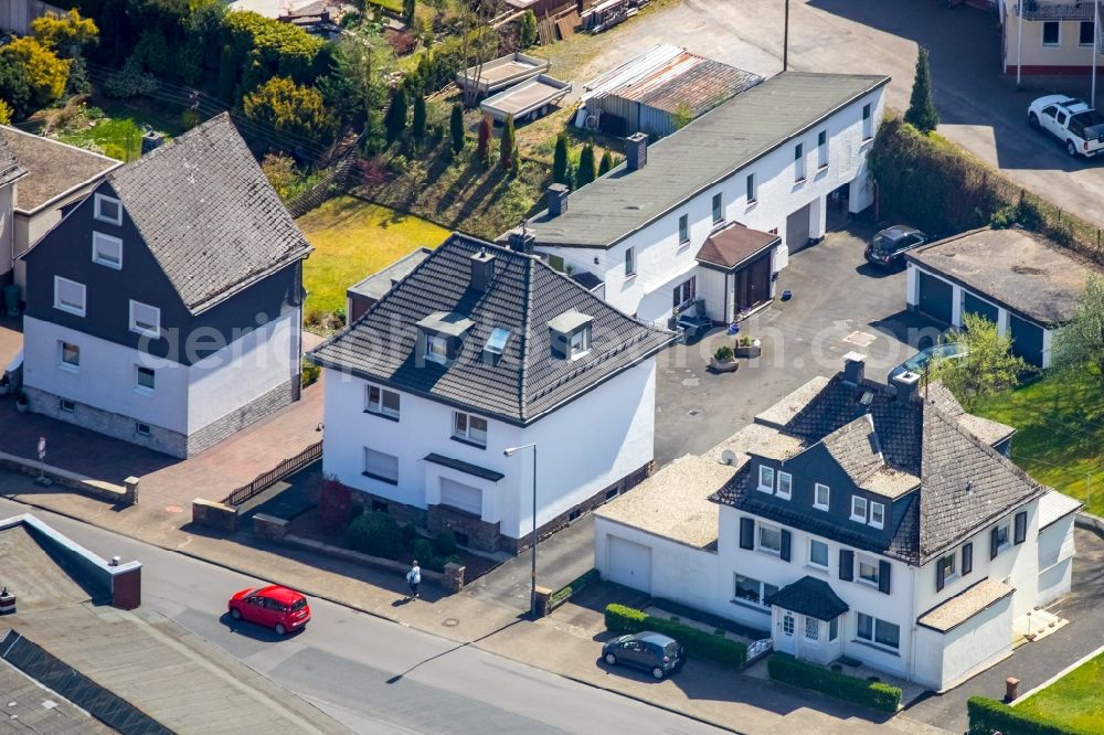 Aerial photograph Netphen - Single-family residential area of settlement Siegstrasse - Burgstrasse in the district Dreis-Tiefenbach in Netphen in the state North Rhine-Westphalia, Germany