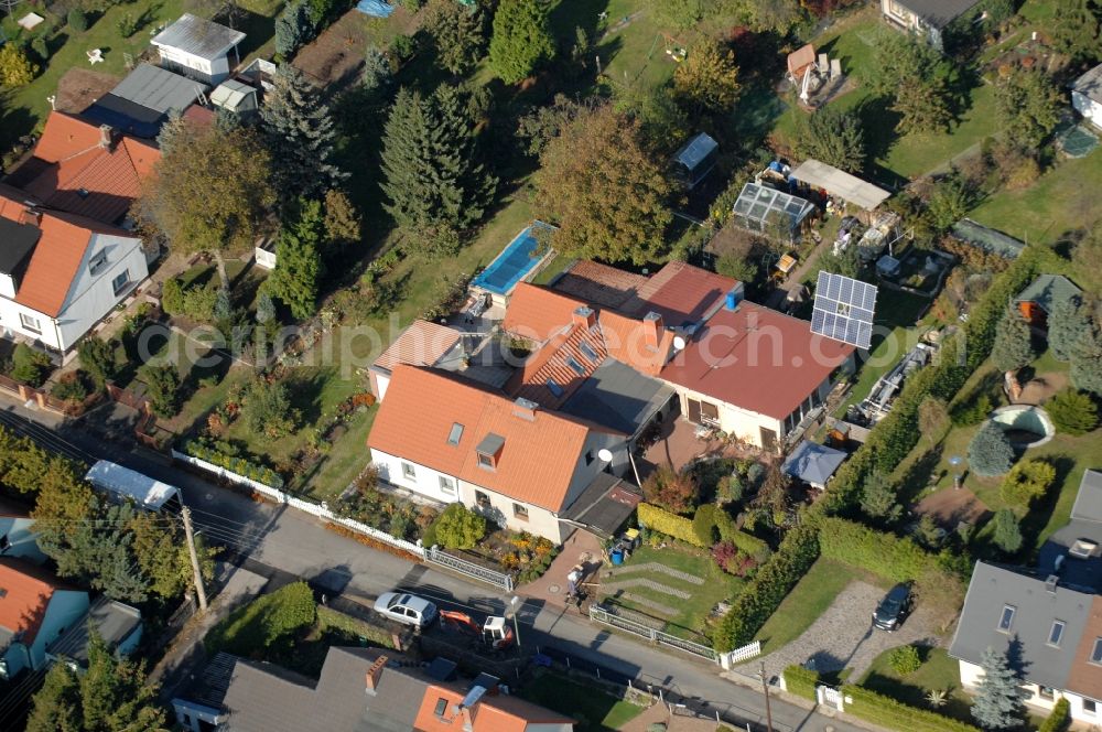 Aerial photograph Berlin - Single-family residential area of settlement on Siedlungsring, Bucher Chaussee, Erekweg, Swantewitstrasse, Zum Kappgraben, Lanzelotstrasse in the district Karow in Berlin, Germany