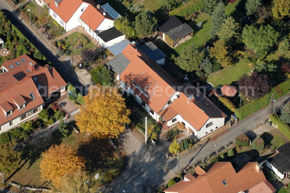 Aerial image Berlin - Single-family residential area of settlement on Siedlungsring, Bucher Chaussee, Erekweg, Swantewitstrasse, Zum Kappgraben, Lanzelotstrasse in the district Karow in Berlin, Germany