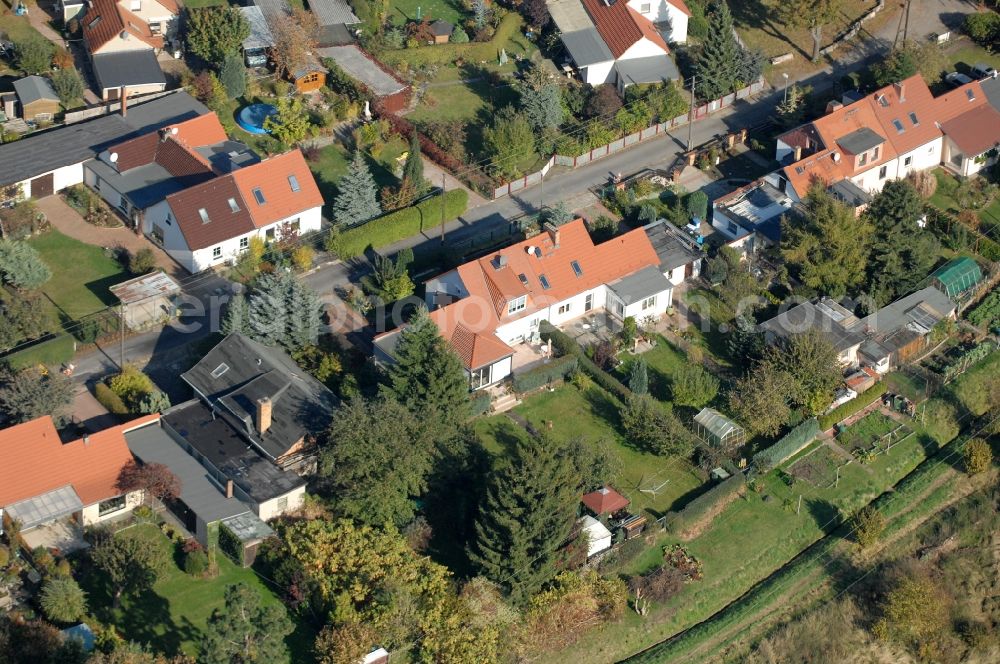 Aerial photograph Berlin - Single-family residential area of settlement on Siedlungsring, Bucher Chaussee, Erekweg, Swantewitstrasse, Zum Kappgraben, Lanzelotstrasse in the district Karow in Berlin, Germany