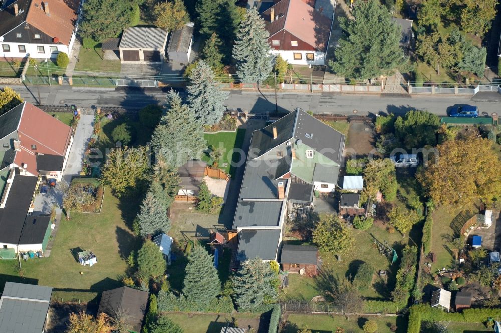 Aerial photograph Berlin - Single-family residential area of settlement on Siedlungsring, Bucher Chaussee, Erekweg, Swantewitstrasse, Zum Kappgraben, Lanzelotstrasse in the district Karow in Berlin, Germany