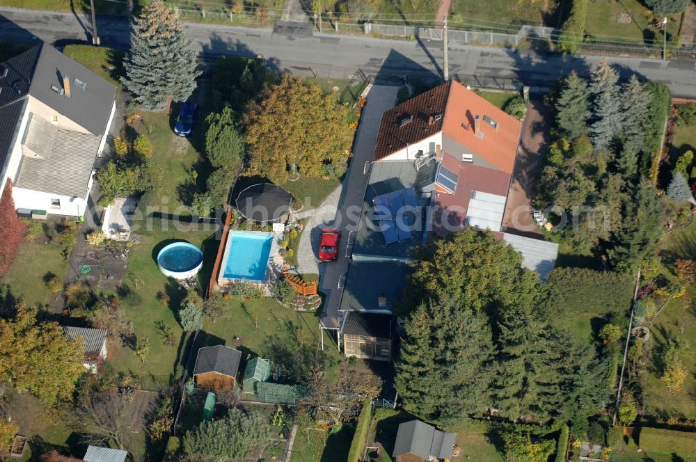 Aerial photograph Berlin - Single-family residential area of settlement on Siedlungsring, Bucher Chaussee, Erekweg, Swantewitstrasse, Zum Kappgraben, Lanzelotstrasse in the district Karow in Berlin, Germany