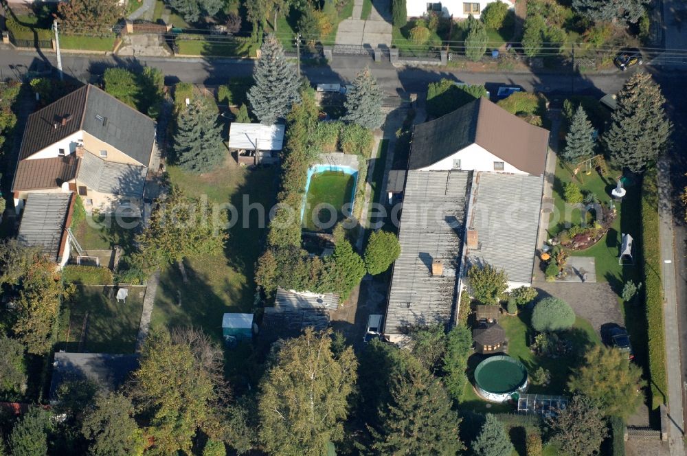 Aerial image Berlin - Single-family residential area of settlement on Siedlungsring, Bucher Chaussee, Erekweg, Swantewitstrasse, Zum Kappgraben, Lanzelotstrasse in the district Karow in Berlin, Germany