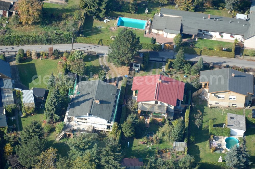 Aerial photograph Berlin - Single-family residential area of settlement on Siedlungsring, Bucher Chaussee, Erekweg, Swantewitstrasse, Zum Kappgraben, Lanzelotstrasse in the district Karow in Berlin, Germany