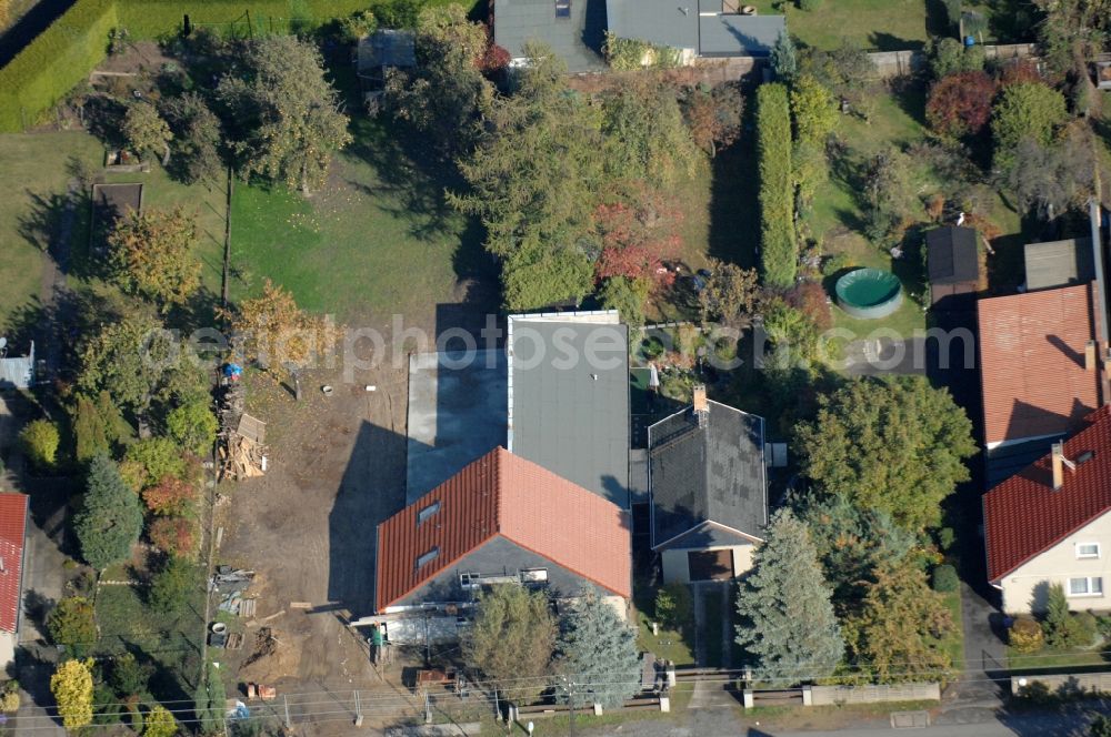 Aerial image Berlin - Single-family residential area of settlement on Siedlungsring, Bucher Chaussee, Erekweg, Swantewitstrasse, Zum Kappgraben, Lanzelotstrasse in the district Karow in Berlin, Germany