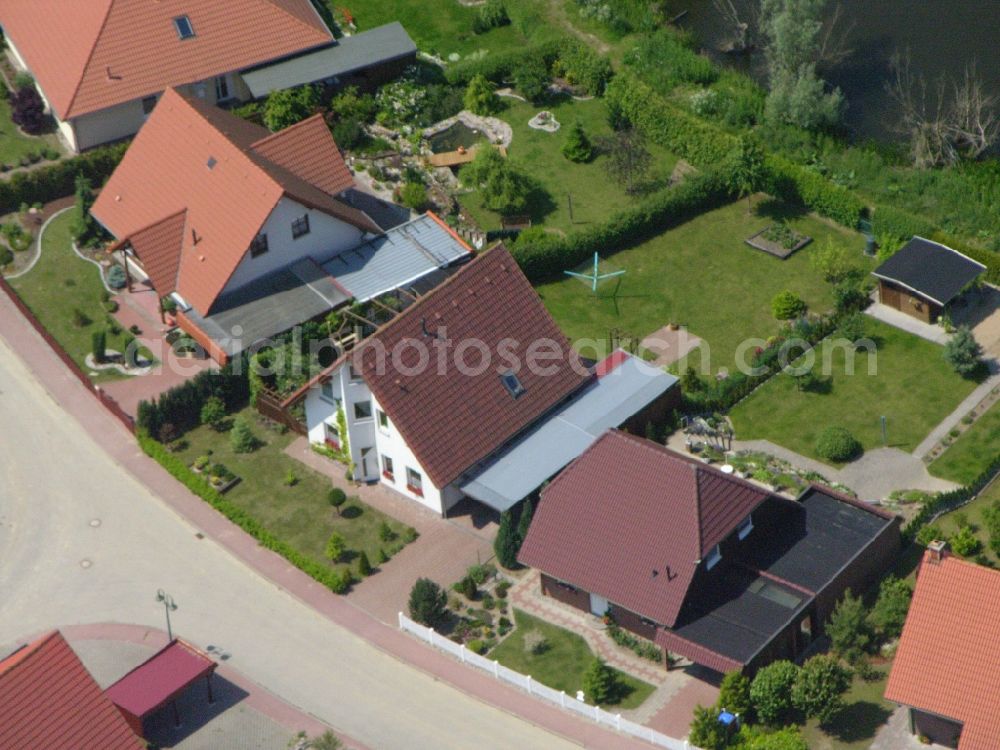 Aerial image Burg Stargard - Single-family residential area of settlement in the district Quastenberg in Burg Stargard in the state Mecklenburg - Western Pomerania, Germany