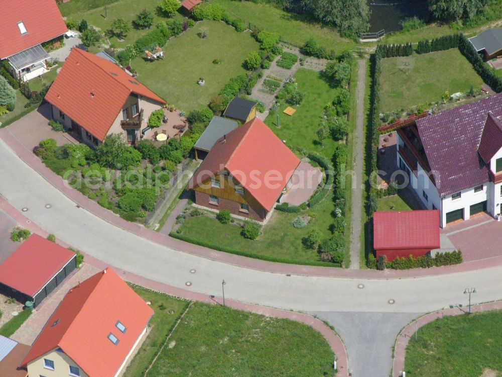 Aerial image Burg Stargard - Single-family residential area of settlement in the district Quastenberg in Burg Stargard in the state Mecklenburg - Western Pomerania, Germany