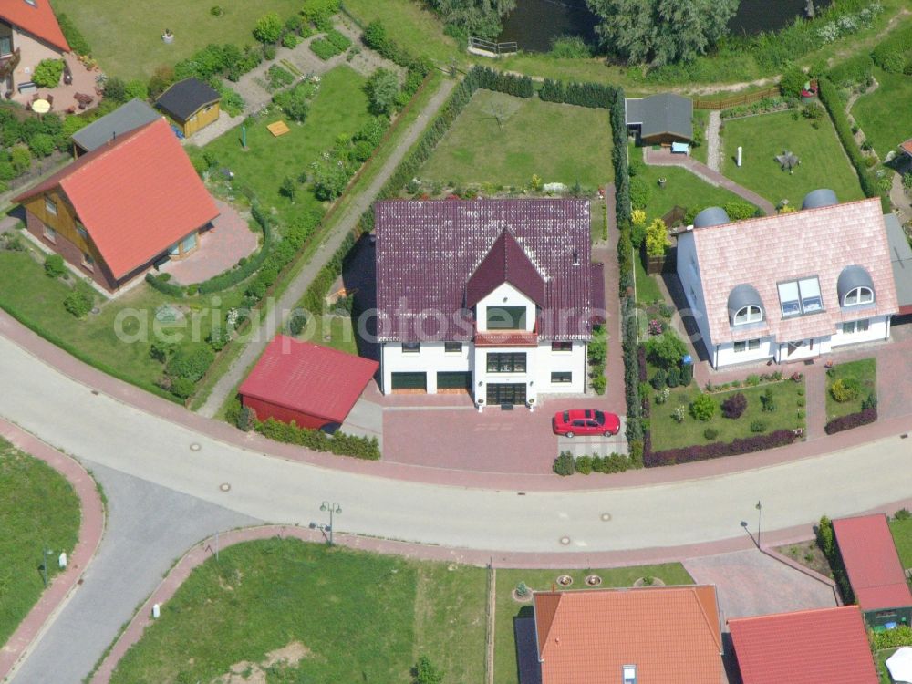 Aerial photograph Burg Stargard - Single-family residential area of settlement in the district Quastenberg in Burg Stargard in the state Mecklenburg - Western Pomerania, Germany