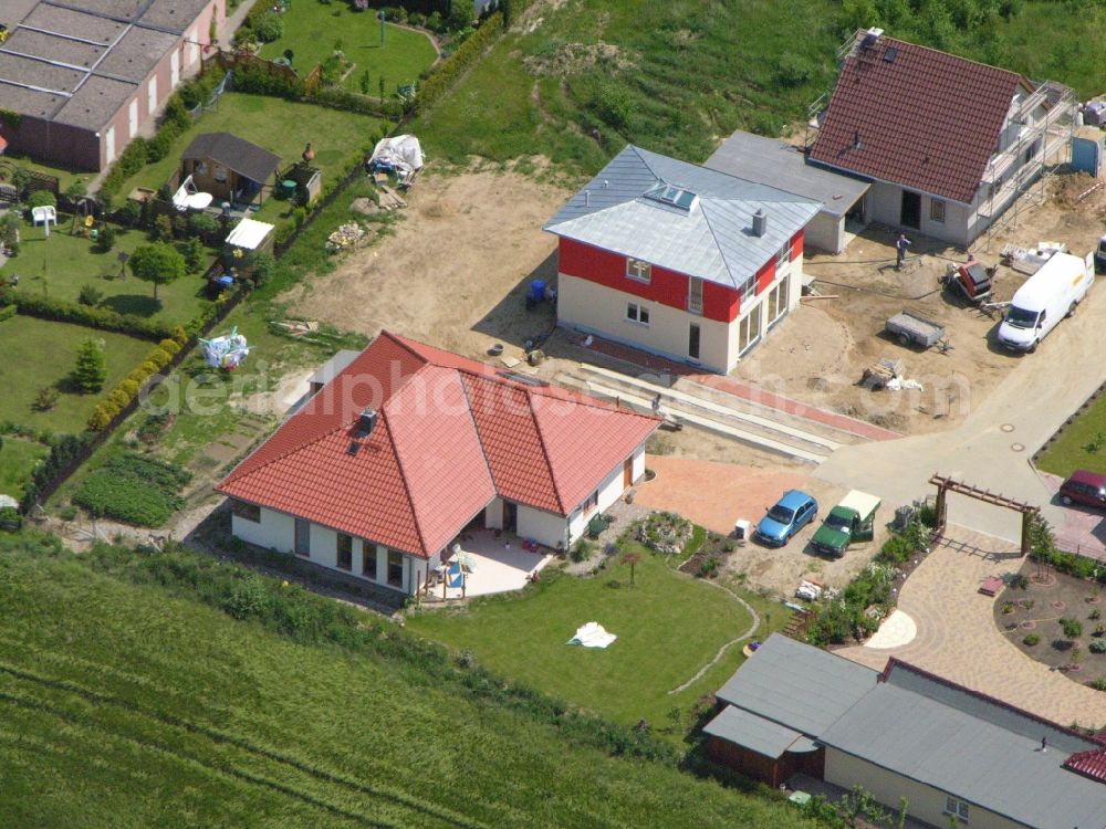 Aerial photograph Burg Stargard - Single-family residential area of settlement in the district Quastenberg in Burg Stargard in the state Mecklenburg - Western Pomerania, Germany