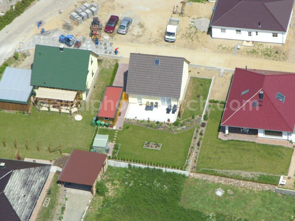 Aerial image Burg Stargard - Single-family residential area of settlement in the district Quastenberg in Burg Stargard in the state Mecklenburg - Western Pomerania, Germany