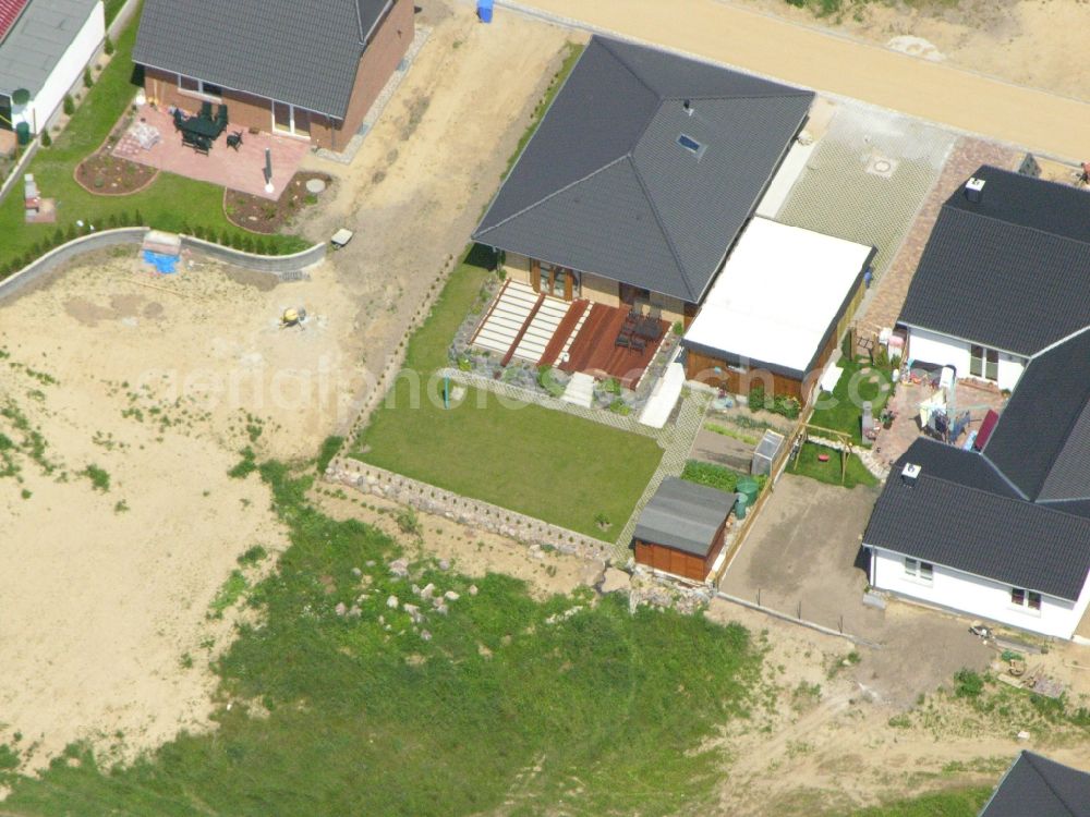 Aerial photograph Burg Stargard - Single-family residential area of settlement in the district Quastenberg in Burg Stargard in the state Mecklenburg - Western Pomerania, Germany