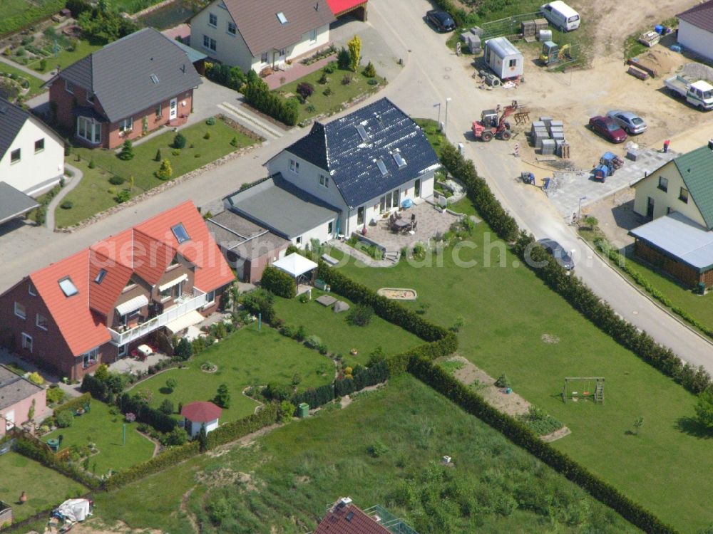 Aerial image Burg Stargard - Single-family residential area of settlement in the district Quastenberg in Burg Stargard in the state Mecklenburg - Western Pomerania, Germany