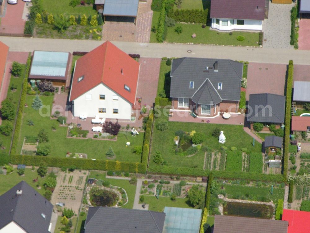 Burg Stargard from above - Single-family residential area of settlement in the district Quastenberg in Burg Stargard in the state Mecklenburg - Western Pomerania, Germany