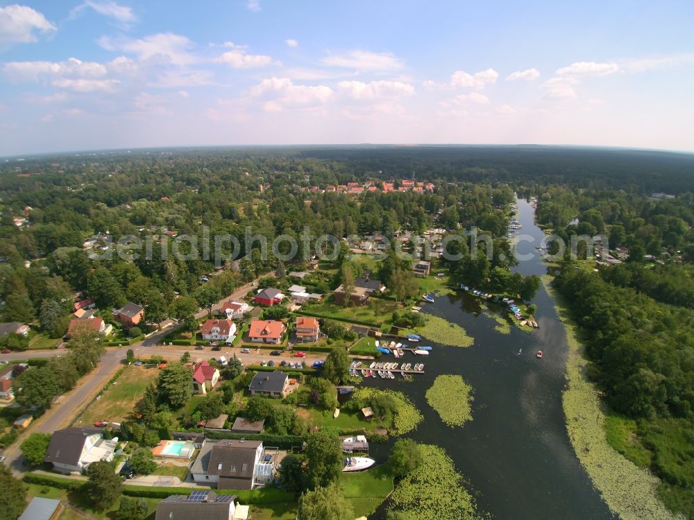 Aerial photograph Berlin - Single-family residential area of settlement An den Baenken in Berlin - Ortsteil Rahnsdorf in Berlin