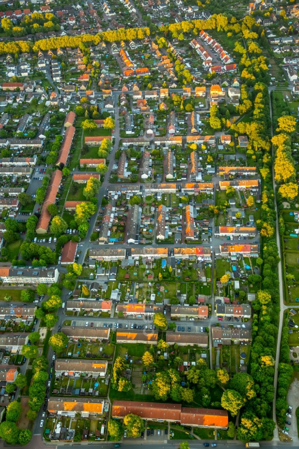 Aerial photograph Bergkamen - Single-family residential area of settlement in the district Weddinghofen in Bergkamen in the state North Rhine-Westphalia, Germany