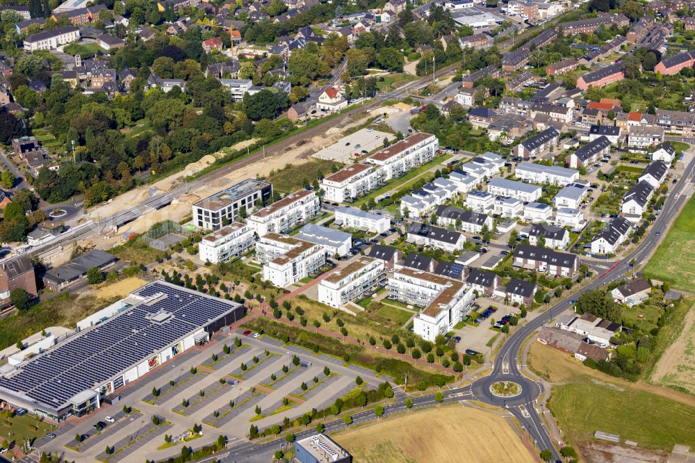 Aerial image Osterath - Residential area of a single-family house settlement on Hoelssig-Strasse in Osterath in the federal state of North Rhine-Westphalia, Germany