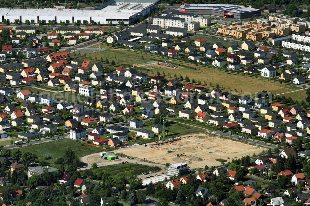 Aerial photograph Berlin - Single-family residential area of settlement on Park Schmetterlingswiesen in the district Biesdorf in Berlin, Germany