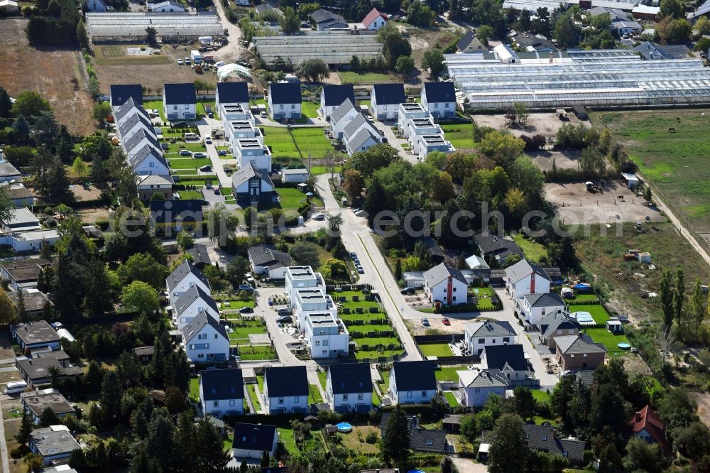 Aerial photograph Berlin - Single-family residential area of settlement on Pfauenkehre in the district Rudow in Berlin, Germany