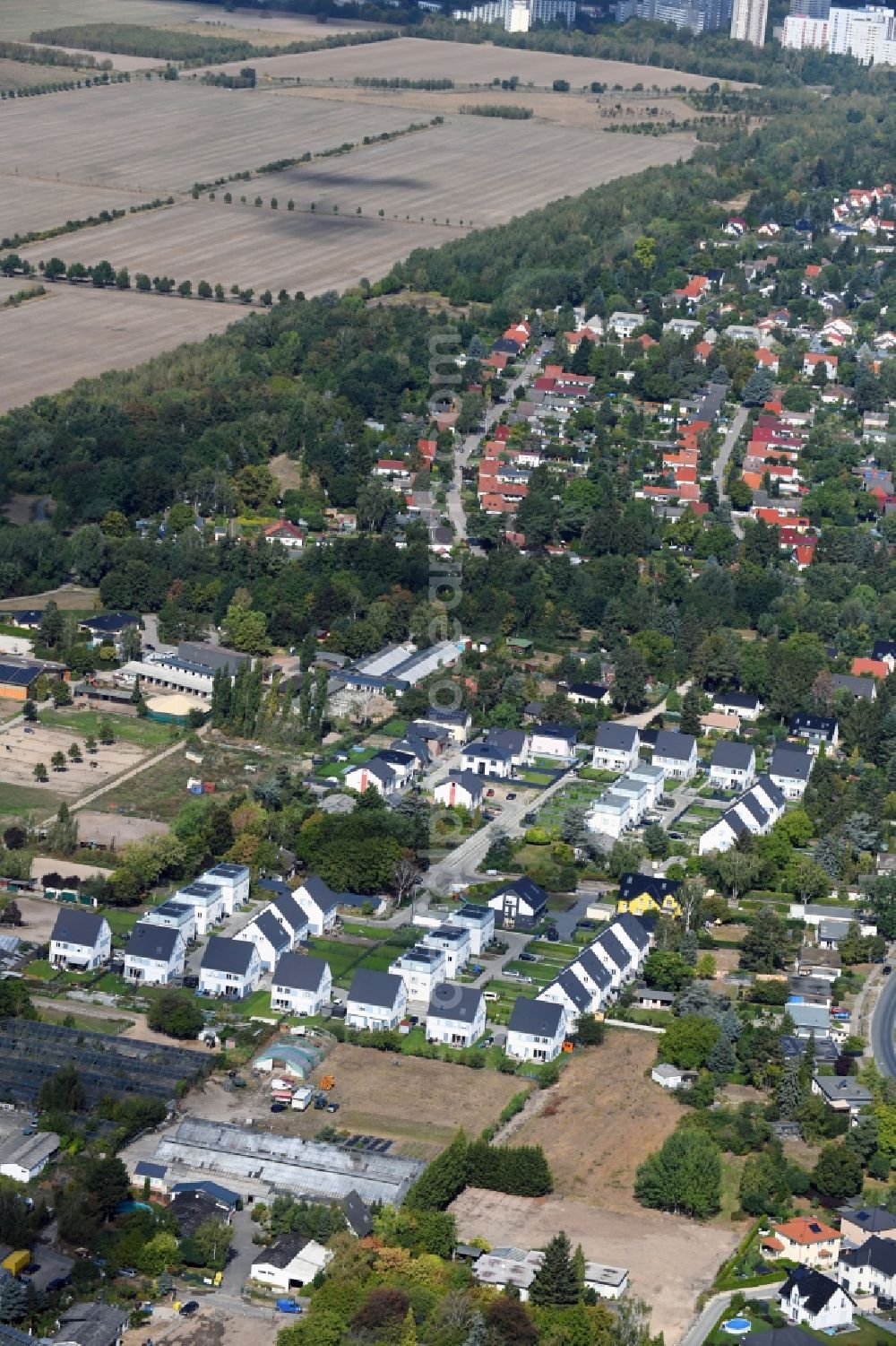 Berlin from above - Single-family residential area of settlement on Pfauenkehre in the district Rudow in Berlin, Germany