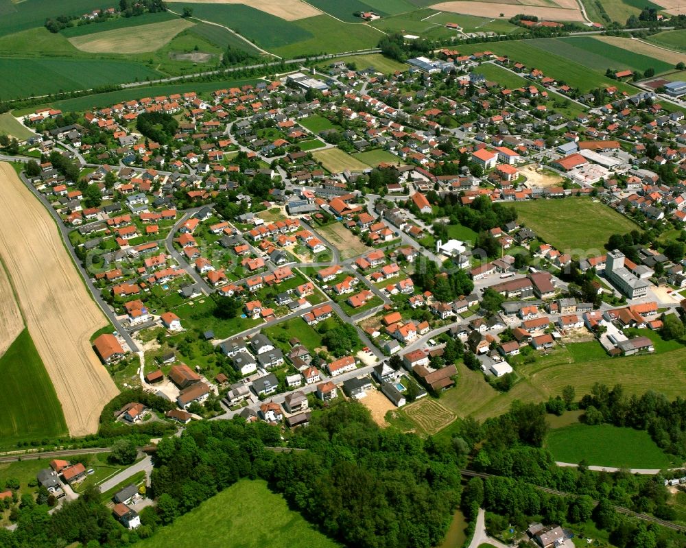 Plaikamühle from above - Single-family residential area of settlement in Plaikamühle in the state Bavaria, Germany