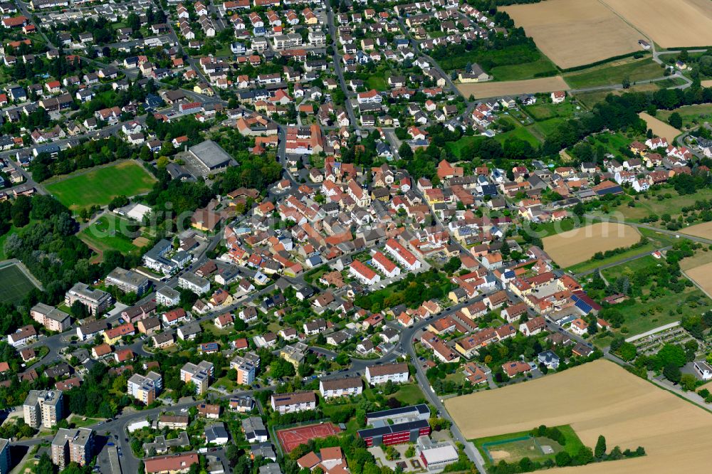 Aerial photograph Lengfeld - Single-family residential area of settlement on the edge of agricultural fields in Lengfeld in the state Bavaria, Germany