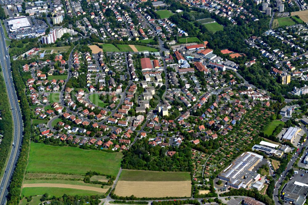 Aerial image Lengfeld - Single-family residential area of settlement on the edge of agricultural fields in Lengfeld in the state Bavaria, Germany