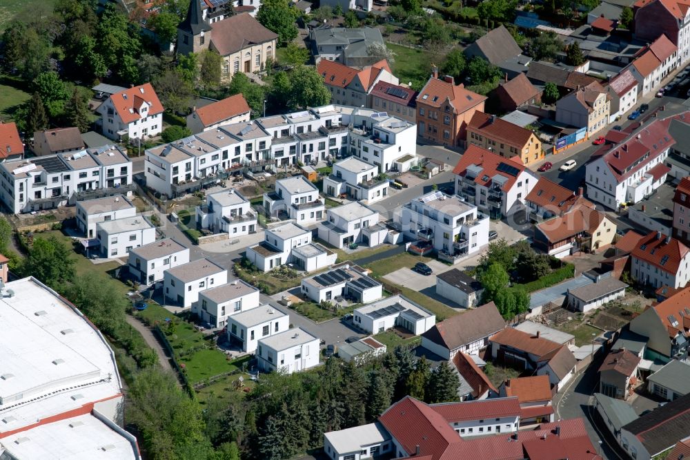 Aerial image Erfurt - Single-family residential area of settlement - terraced housing estate on Mahlmuehlenweg in the district Ilversgehofen in Erfurt in the state Thuringia, Germany