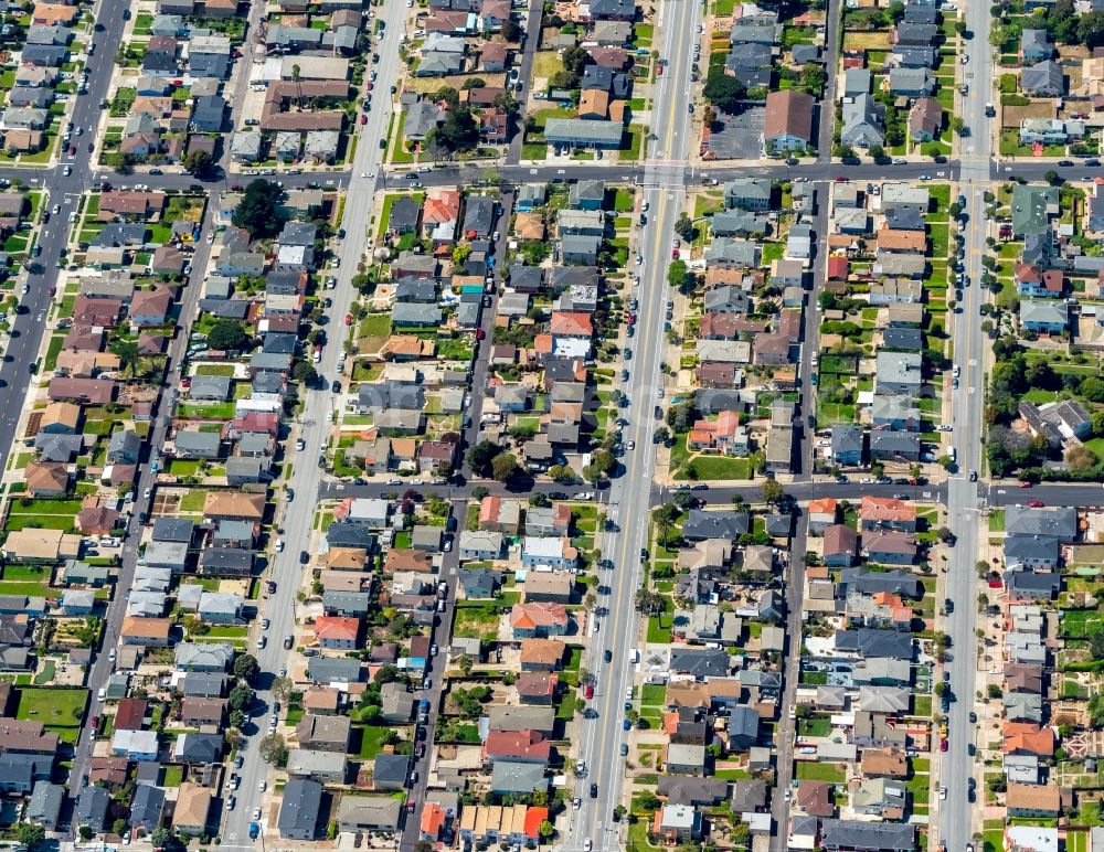 San Jose from the bird's eye view: Single-family residential area of settlement Bluewater in San Jose in California, USA