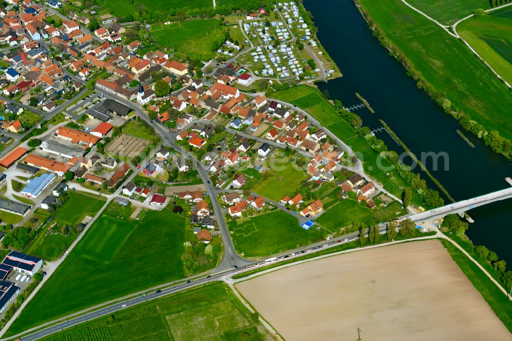 Schwarzenau from the bird's eye view: Single-family residential area of settlement in Schwarzenau in the state Bavaria, Germany