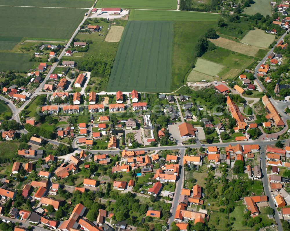 Aerial image Stapelburg - Residential area of single-family settlement in Stapelburg in the state Saxony-Anhalt, Germany