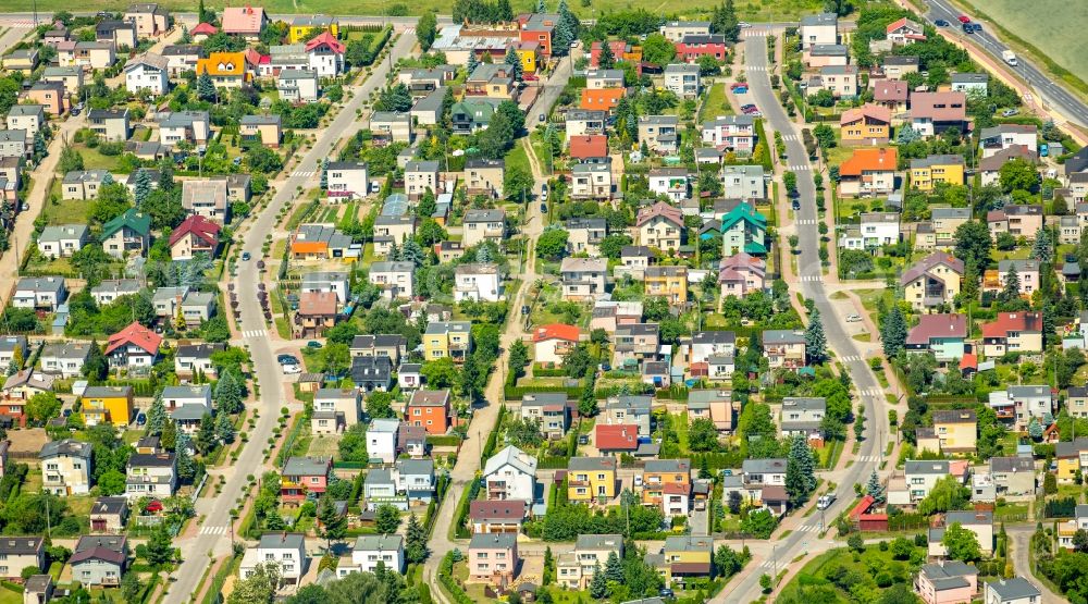 Aerial image Starogard Gdanski - Single-family residential area of settlement in Starogard Gdanski in Pomorskie, Poland