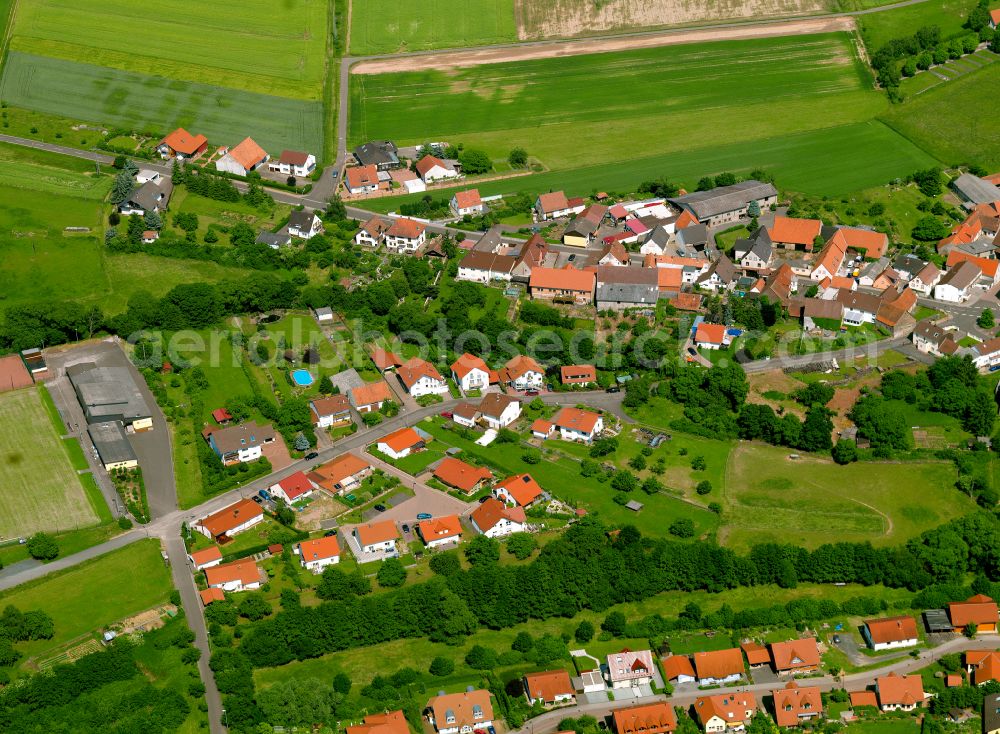 Steinbach am Donnersberg from above - Single-family residential area of settlement in Steinbach am Donnersberg in the state Rhineland-Palatinate, Germany