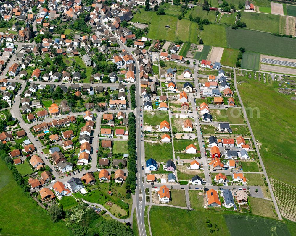 Stutensee from the bird's eye view: Single-family residential area of settlement on street Im Unterfeld in the district Staffort in Stutensee in the state Baden-Wuerttemberg, Germany